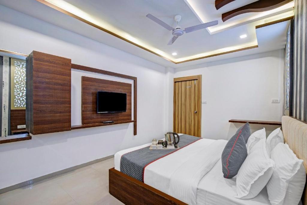 Hotel Nilkanth Inn Halol Exterior foto