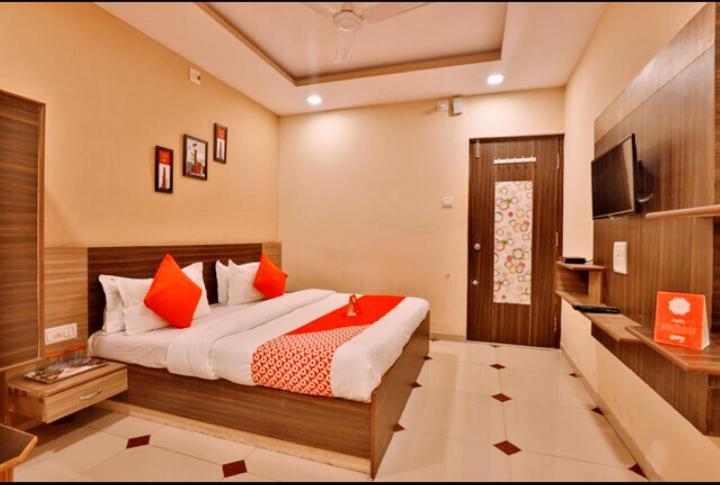 Hotel Nilkanth Inn Halol Exterior foto