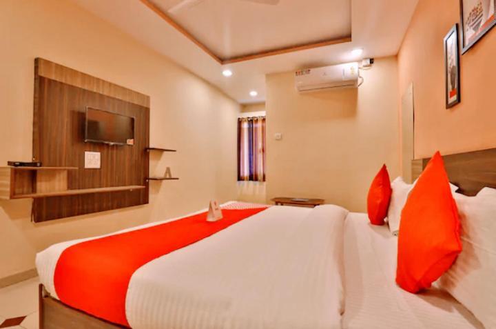 Hotel Nilkanth Inn Halol Exterior foto