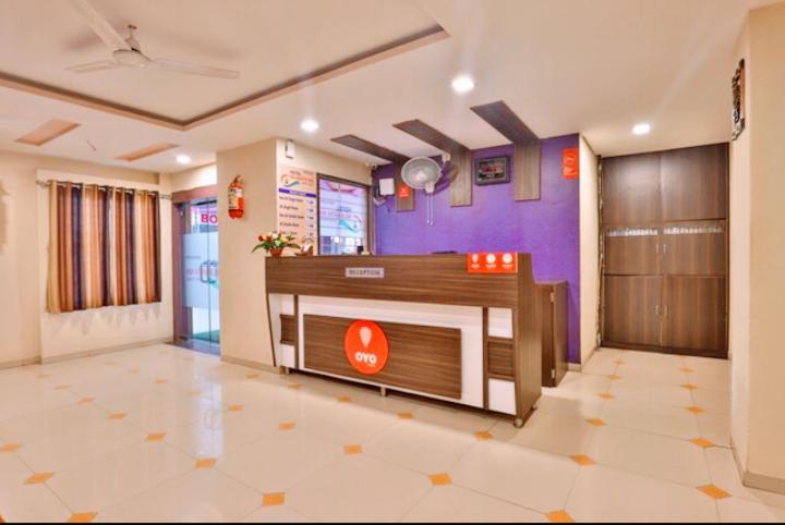 Hotel Nilkanth Inn Halol Exterior foto